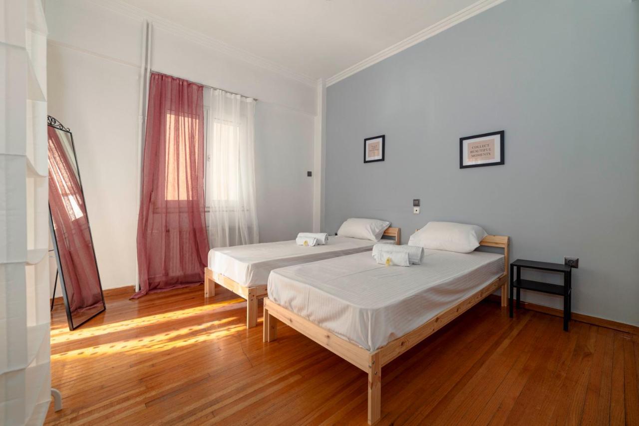 Spacious 2bd Next To Archeological Museum Apartment Athens