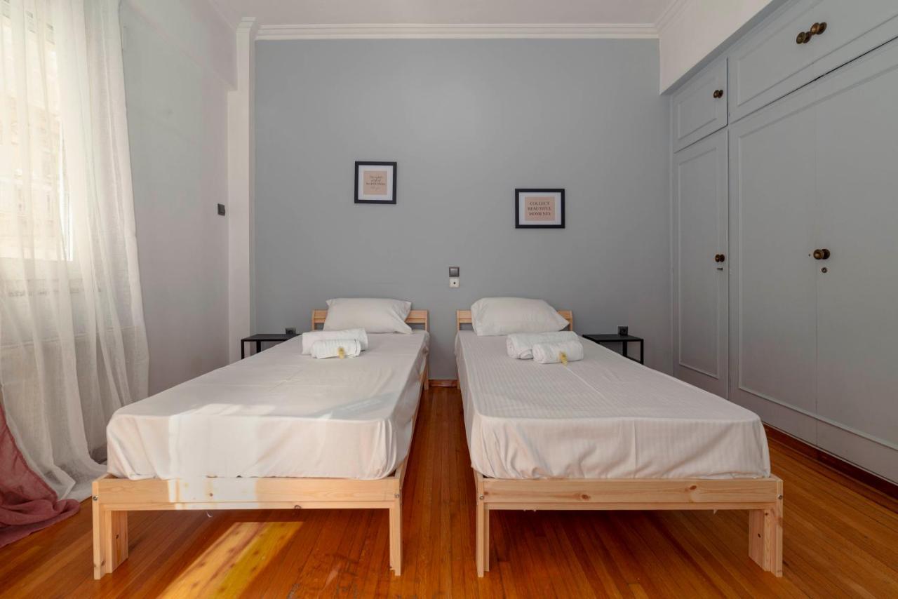 Spacious 2bd Next To Archeological Museum Apartment
