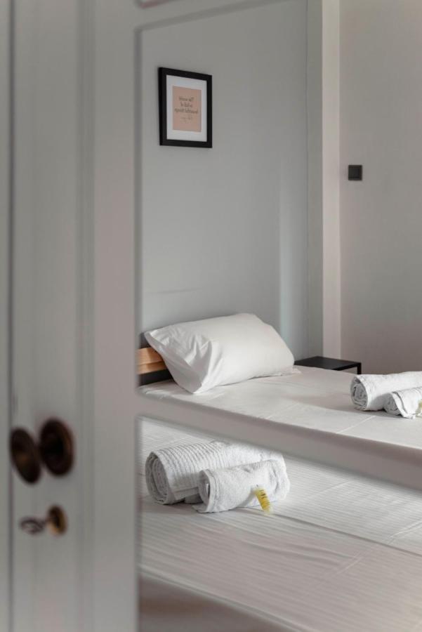 Spacious 2bd Next To Archeological Museum Athens